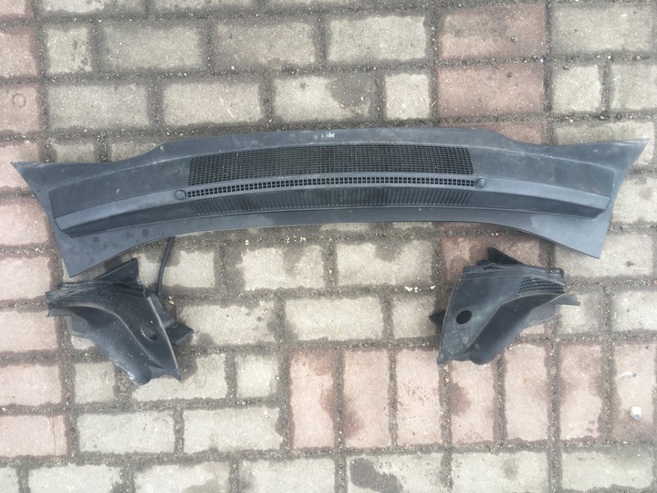 фото №1, Opel zafira b панель під лобовим склом європа оригінал