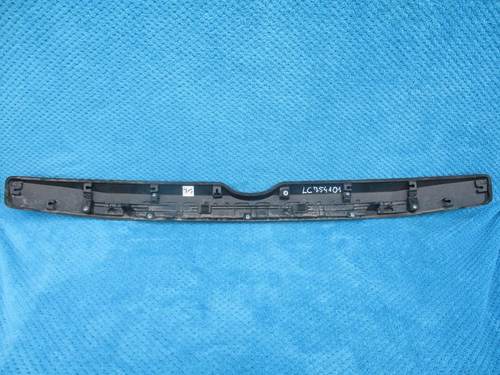 фото №5, Land cruiser 150 планка na кришка багажника зад накладка 13-17