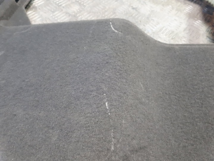 фото №3, Боковина багажника audi оригінальний номер 8r0863879c