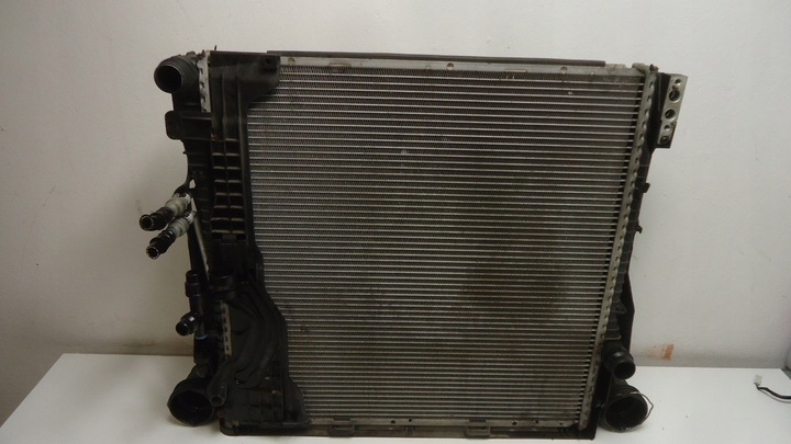 фото №4, Комплект радиатор механическая коробка передач 3.0d 218km bmw e53 x5 рестайлинг