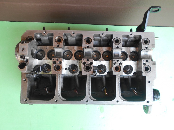 фото №1, Головка двигуна vw audi 1.9 tdi 038103373r