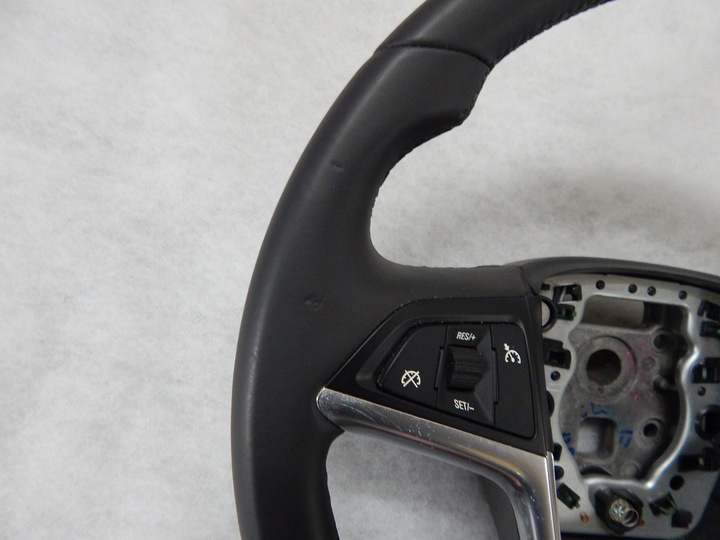 фото №9, Opel insignia - кермо шкіра мульті гарна