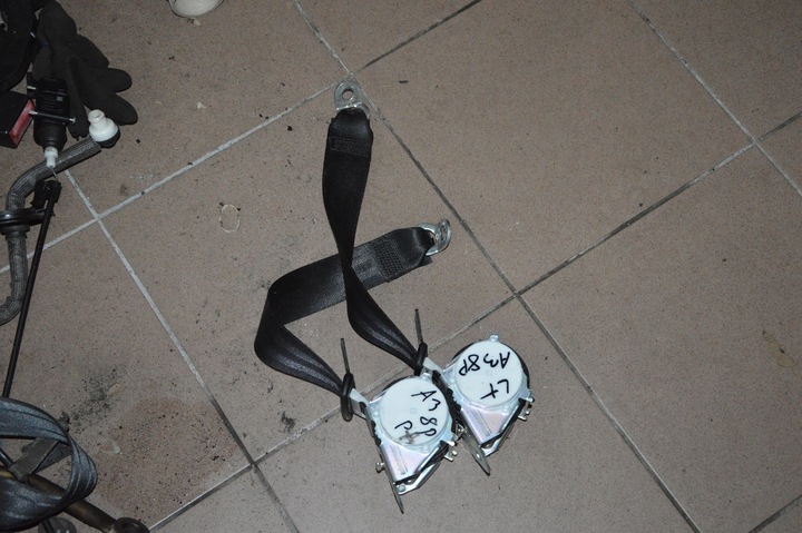 фото №1, Ремені безпеки зад audi a3 8p 3d