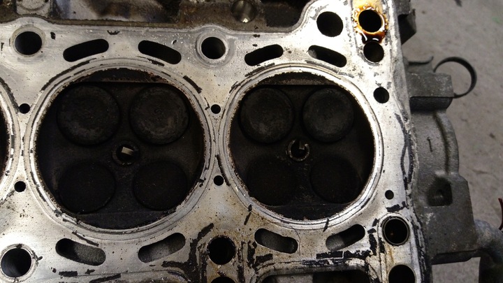 фото №8, Mazda 2 07-14 de 1.3 b головка комплектна