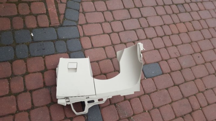 kunststofftteil Blende Abdeckung Gehäuse Opel Insignia 13273292