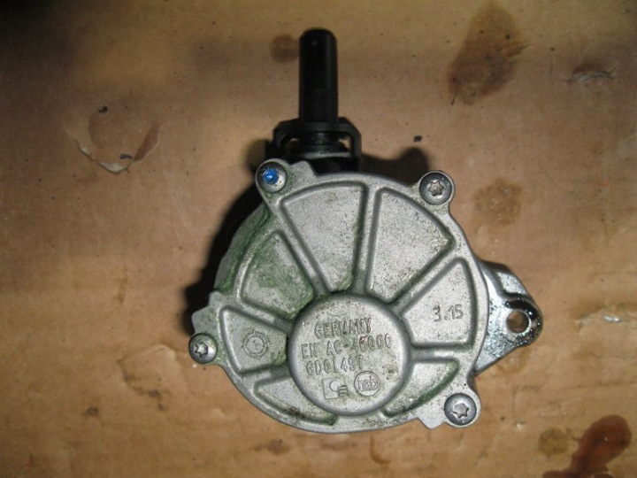 vacuum Vacum vacuum pump Mercedes ML W166 2.5CDI