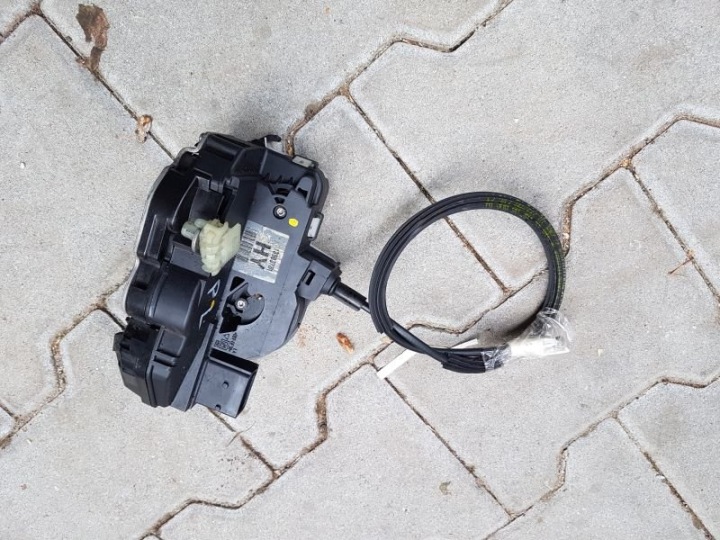 de la Serrure Portière Gauche Avant OPEL INSIGNIA 13503781 HY Wersja Angielska
