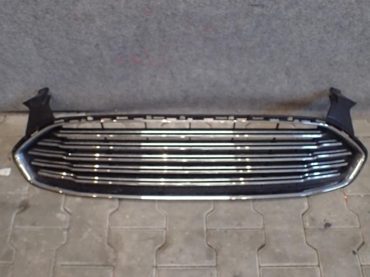 Grille/masque FORD FUSION 013