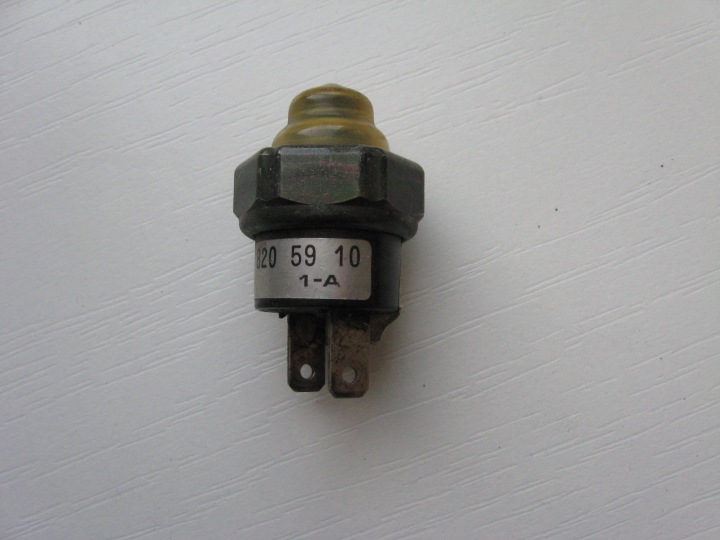 sensor of pressure of the air conditioning MERCEDES W123 W126 1248205910