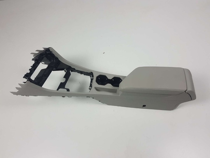 VW JETTA VII A7 USA TUNEL central armrest