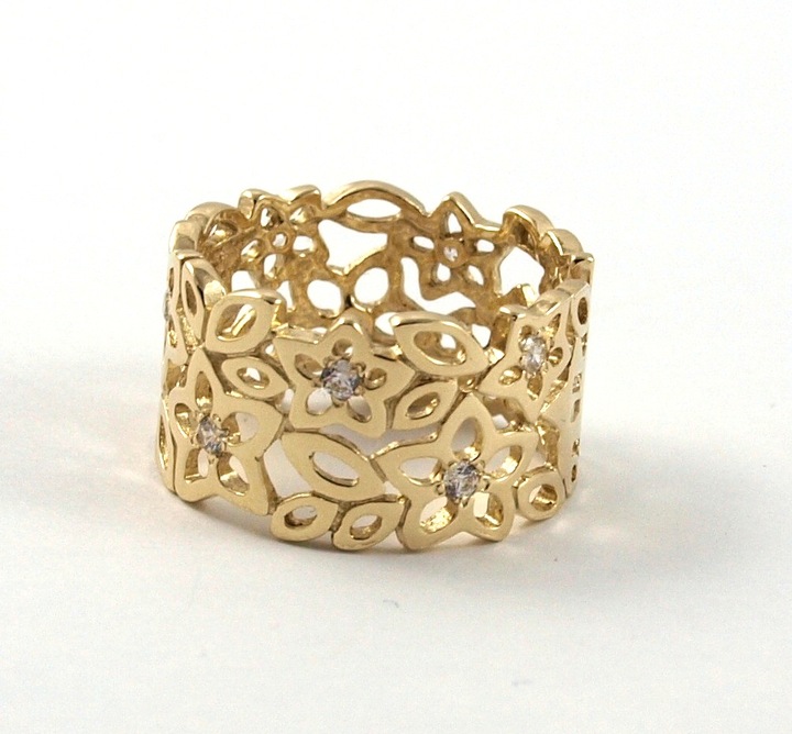Фото красивые золотые кольца без камней фото