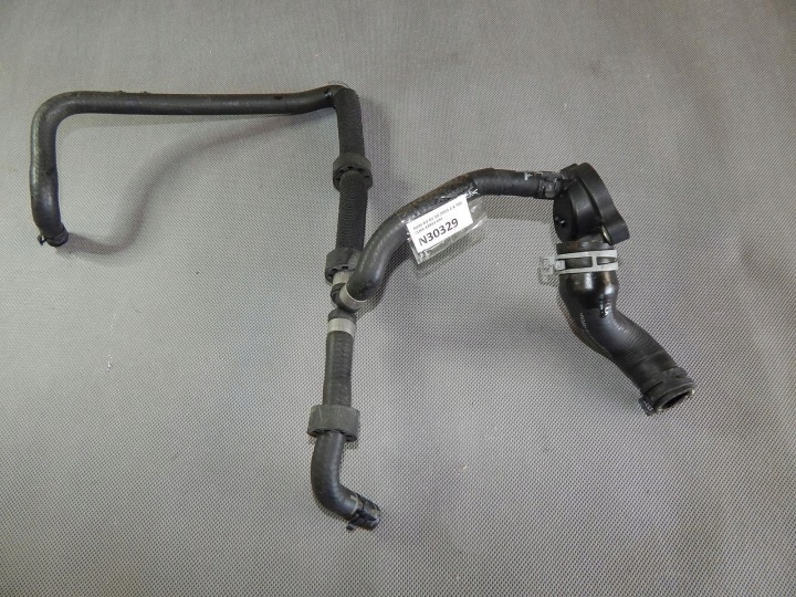AUDI A3 8V tubo d’acqua Tubazione 5Q0122157AJ