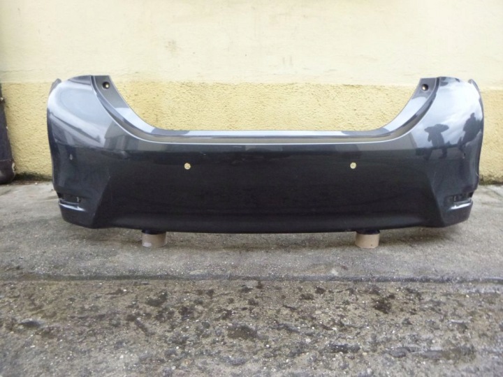 TOYOTA COROLLA E16 SEDAN 13- STOSSSTANGE HINTEN HECK