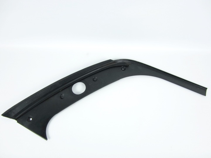 MOULAGE COUVERTURE TABLIER MOTEUR VITRES ARRIÈRE DROIT MERCEDES GL X164