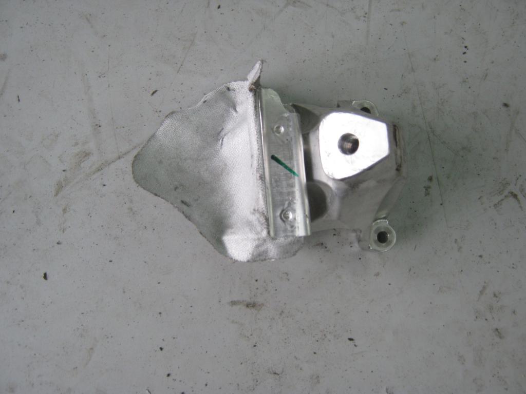 фото №1, Audi a6 4g кронштейн підпора двигуна 4h0199307p