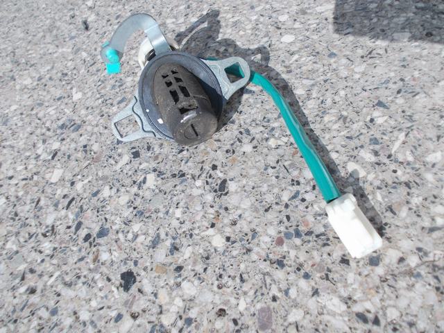 фото №1, Замок кришки задня mazda premacy '99-05 oryg.