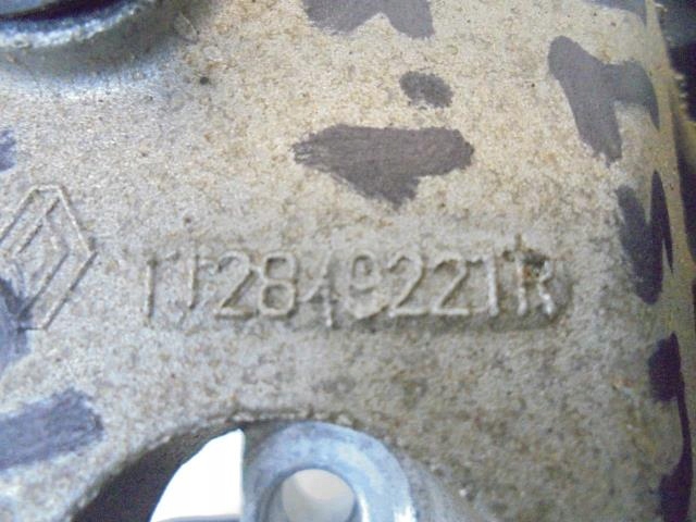 фото №5, Кронштейн подушка двигуна dacia duster 1.5 dci