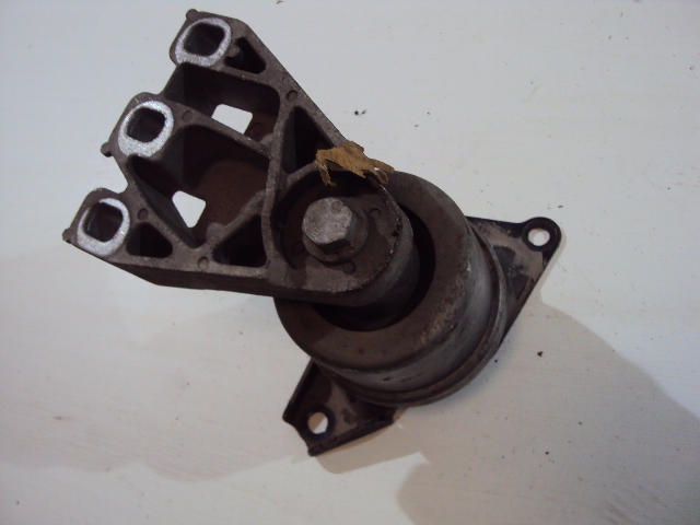 фото №2, Кронштейн подушка двигателя renault scenic iii