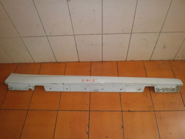 фото №1, Порог наружный пластик. правый bmw3 bmw-3 e91 e-91