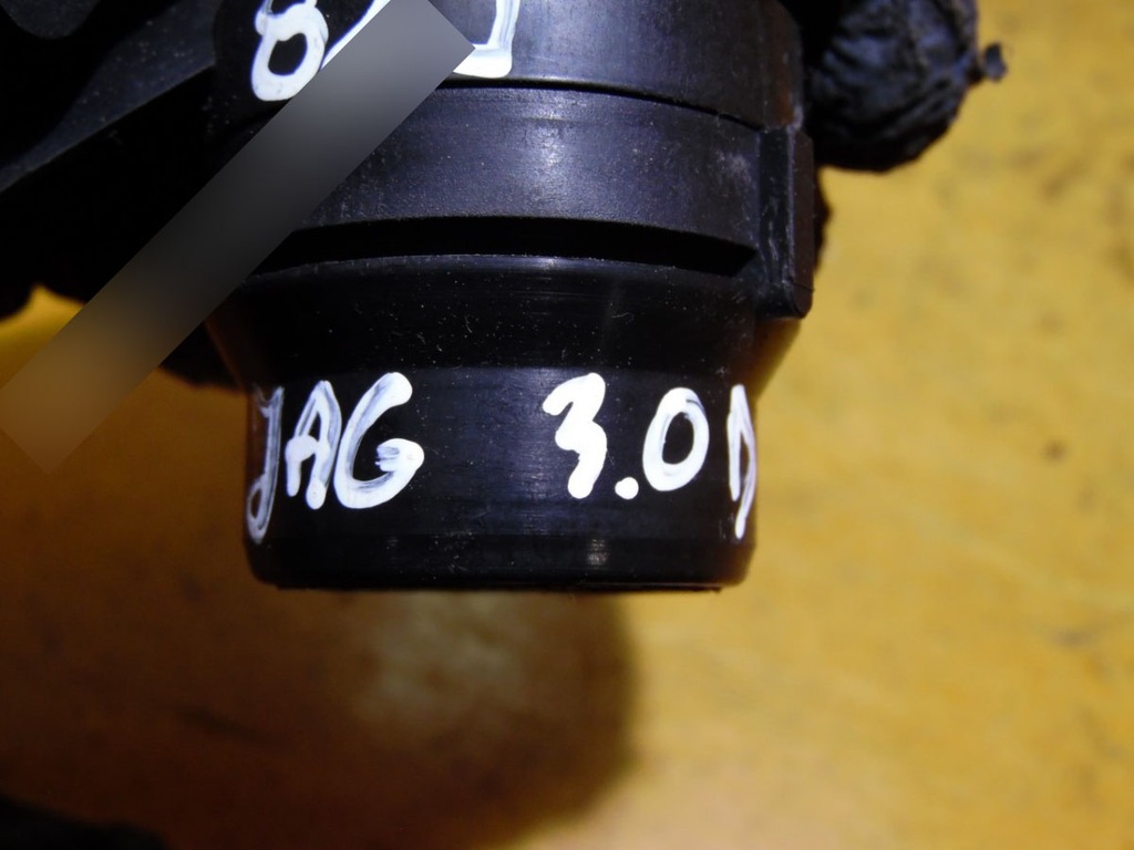 фото №8, Патрубок вентиляция картера jaguar xj xf 3.0 d 306dt 9x2q8a544ba