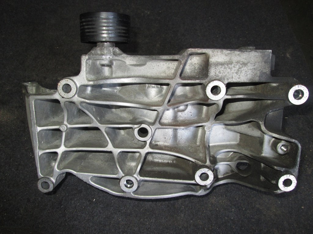 фото №1, Кронштейн bmw 3 e 90 e-90 3.0 d