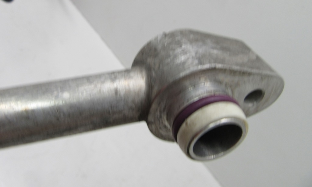 фото №6, Шланг кондиционера audi a8 d3 4.2 tdi 4e1260712aq