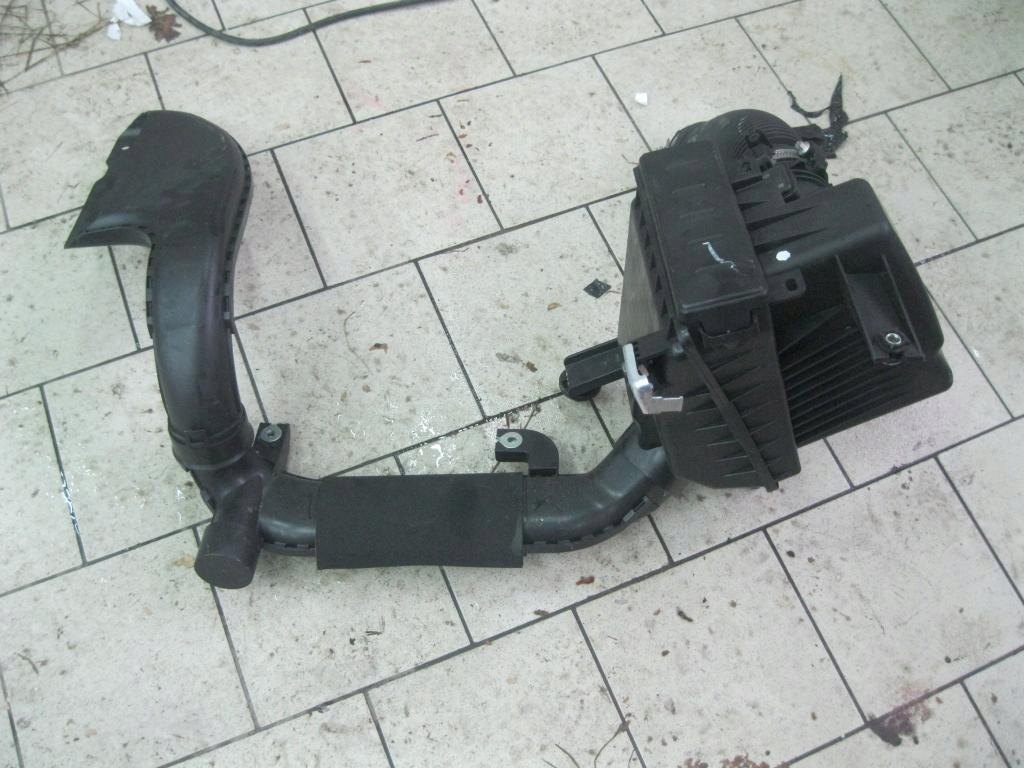 фото №2, Корпус фильтра воздуха qashqai 1,5 dci 2011 rok