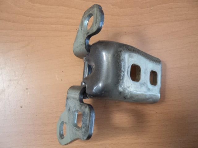 фото №2, Петля двері лівий перед renault clio iii lift