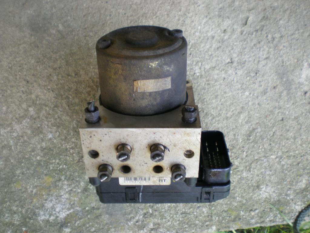 фото №1, Mazda premacy насос тормозов abs cb77437az