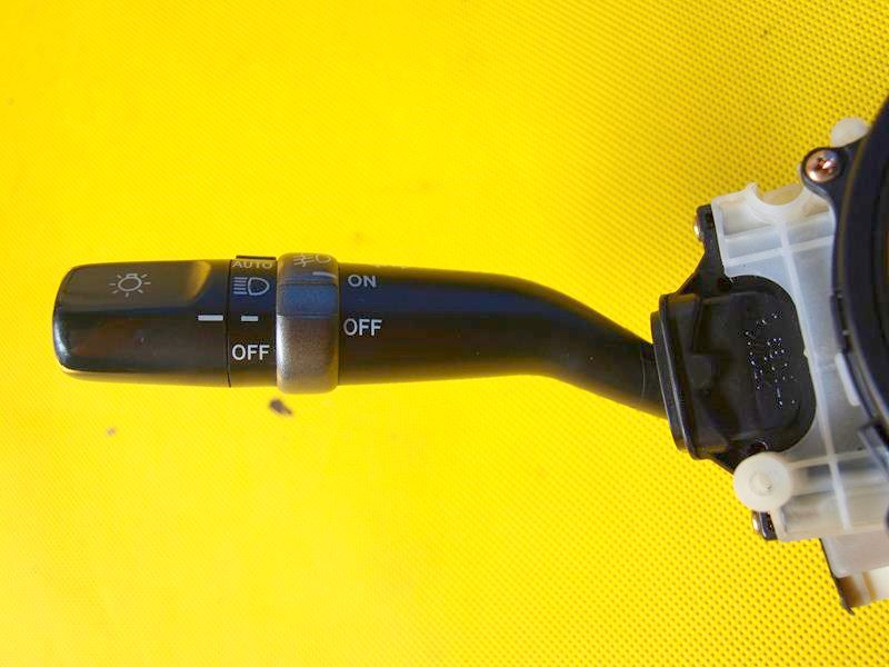 фото №3, Lexus is is200 переключатель рычаг света