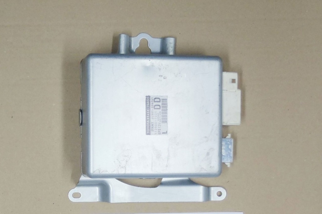 фото №1, Lexus ct200h модуль блок керування бортовий комп'ютер підсилювача