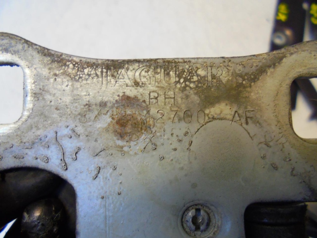 фото №8, Петля кришки лівий jaguar xf