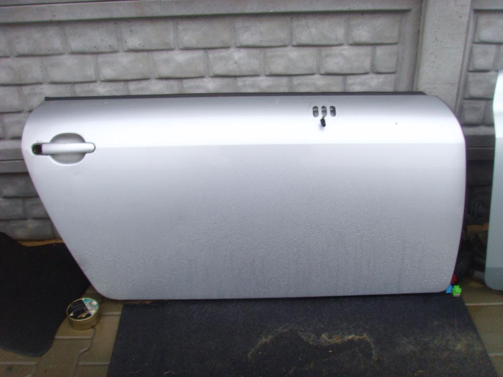 фото №1, Audi tt 8n 98-06r дверь правое ly7w