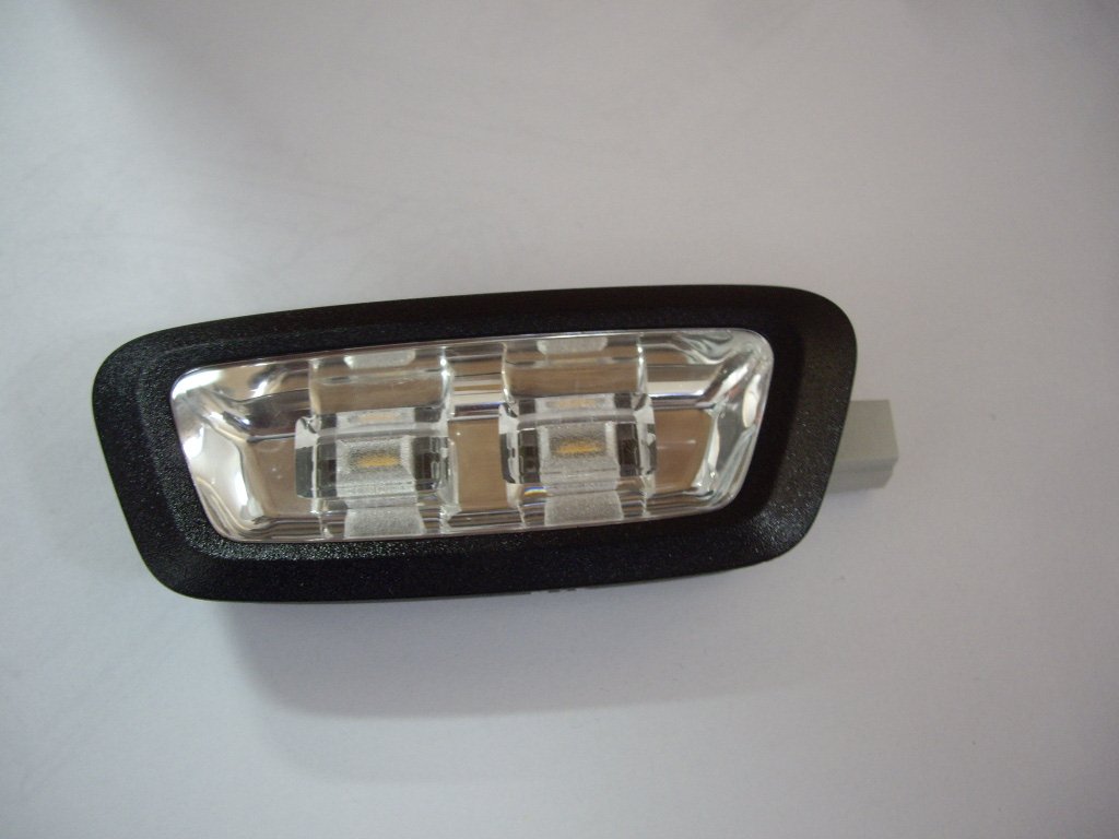 фото №1, Лампа підсвітка багажника mercedes c-klasa