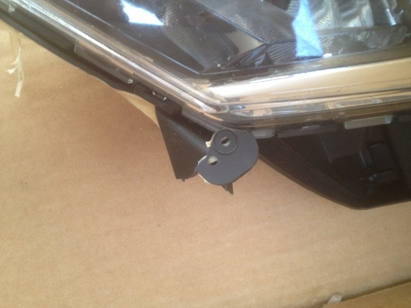 фото №4, Hyundai ix20 10-14 противотуманная фара+ корзина правый