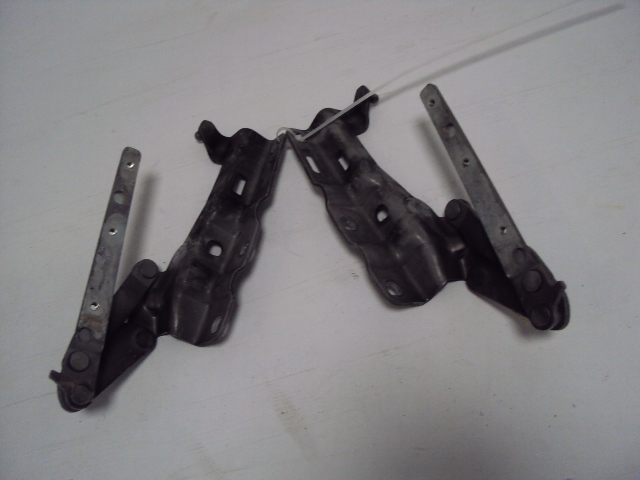 фото №1, Петли капот mercedes c-klasa w203