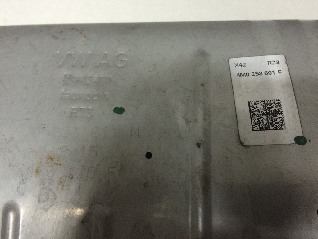 фото №5, Бампер задня audi q7 з глушником вихлоп балка