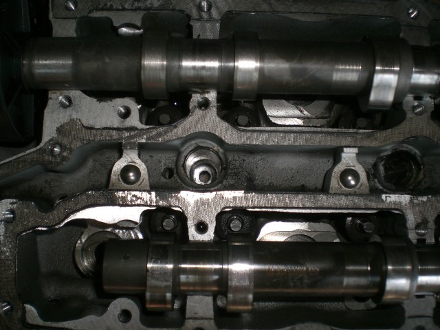 Головка валы mercedes 3,2cdi r6420163601 в Украине