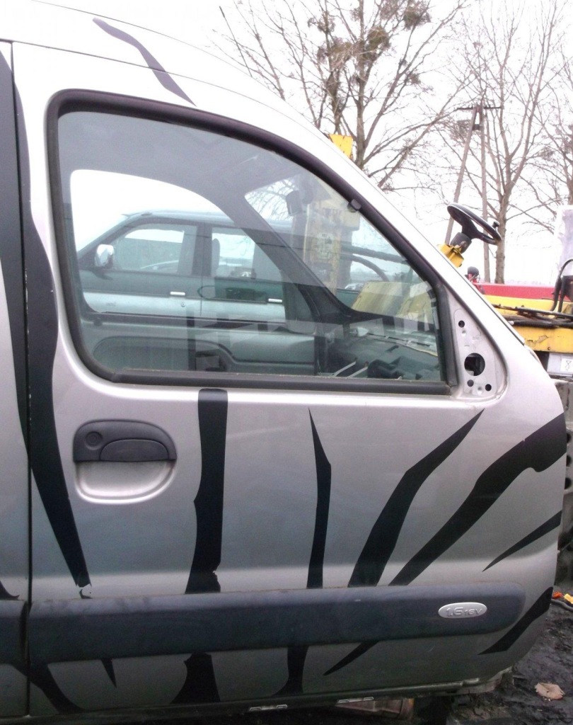 Купить Kangoo 1 рестайлинг  дверь перед передние правое  tec66