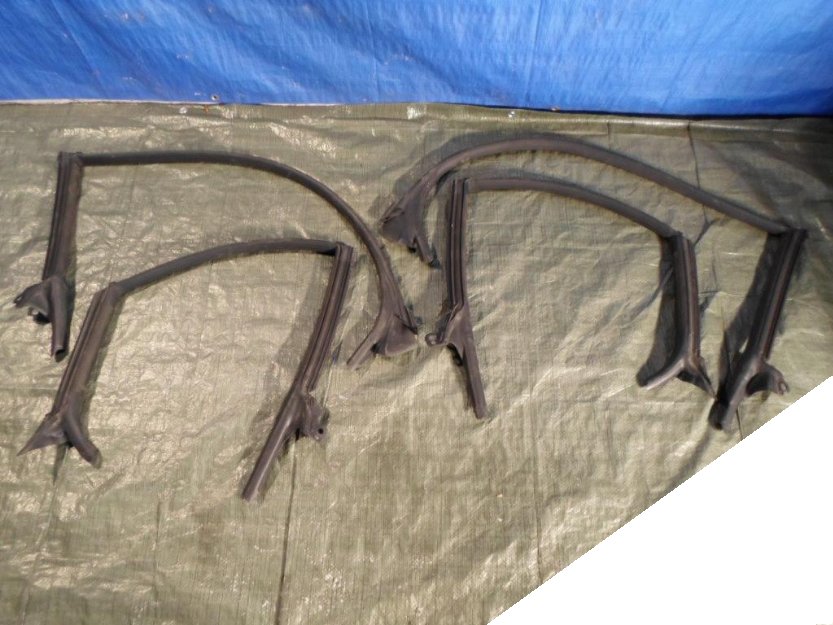 фото №1, Audi s7 прокладка двері правий задня 4g8845696