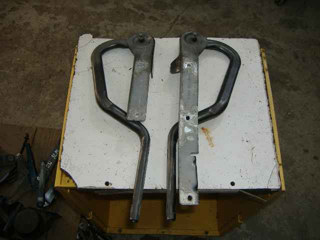 фото №1, Chrysler voyager 00-07 петля капот правый