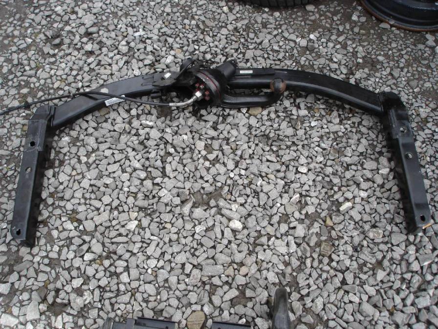 фото №1, Hak буксирувальний audi a6 2004- 4f0 електричний