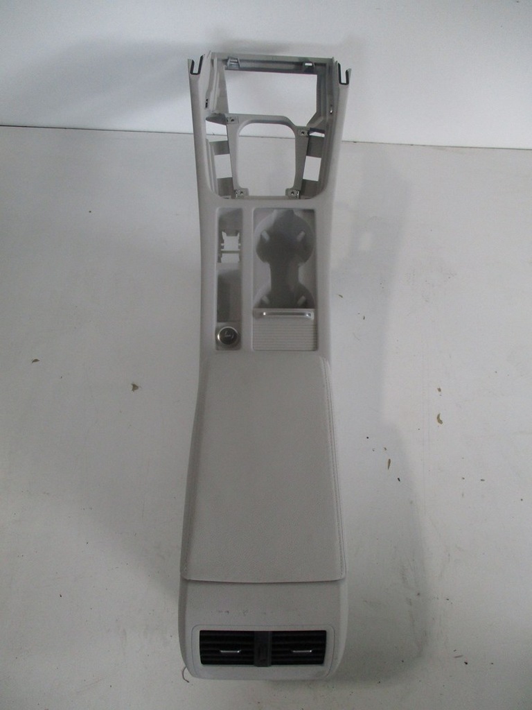 фото №8, Сиденья обивка кожа vw arteon 3g8 17r