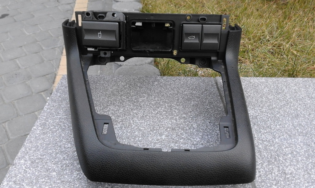 фото №1, Ford mondeo mk3 рамка з кнопками