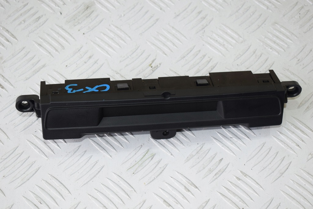 фото №1, Дисплей панель консоли mazda cx3 2017