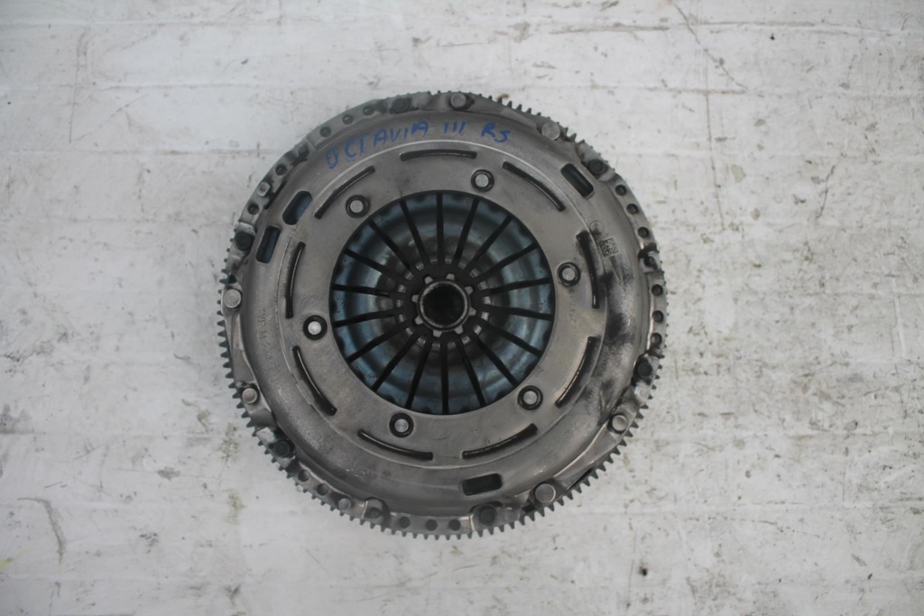 фото №1, Сцепление двухмассовый маховик octavia iii 3 rs 2.0 tsi 33 tys!