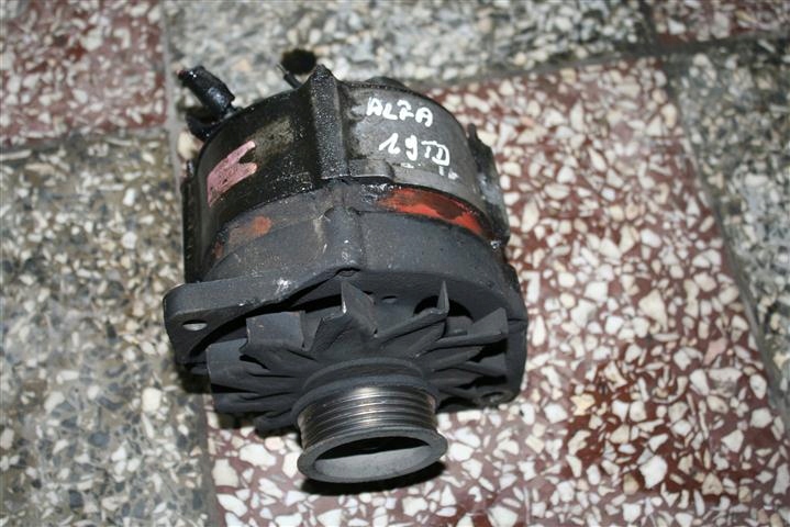 фото №1, Генератор bosch alfa romeo 146 1,9td 120469939