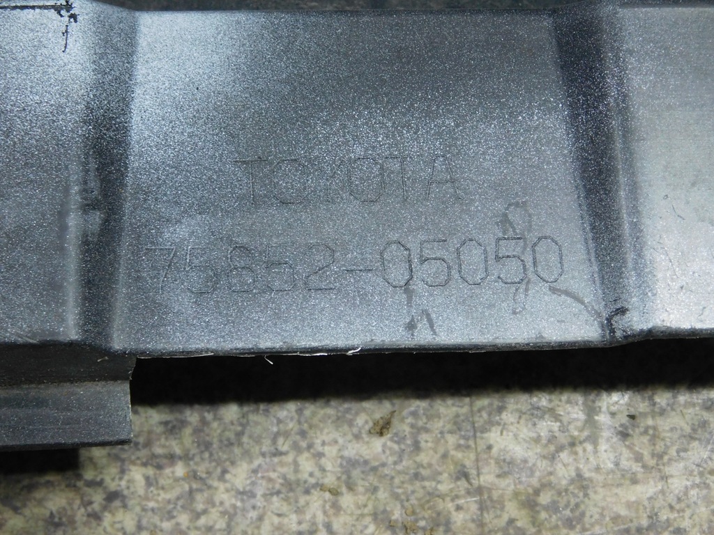 фото №5, Toyota avensis t29 порог левый молдинг порог