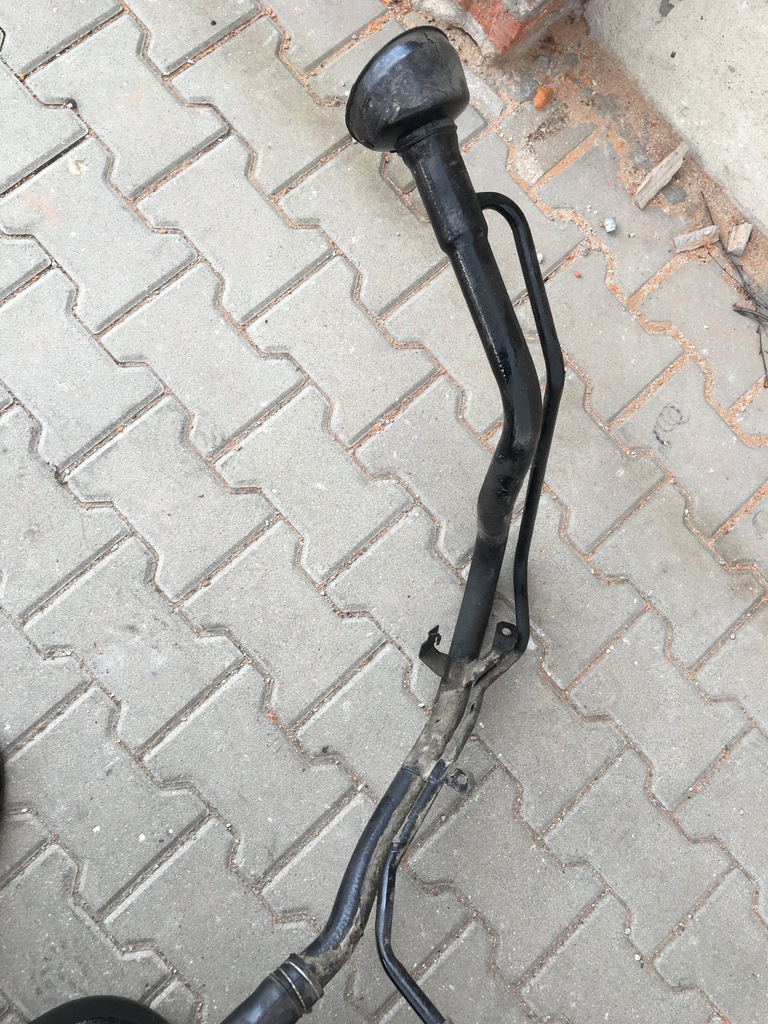 фото №1, Заливная горловина топлива kadjar