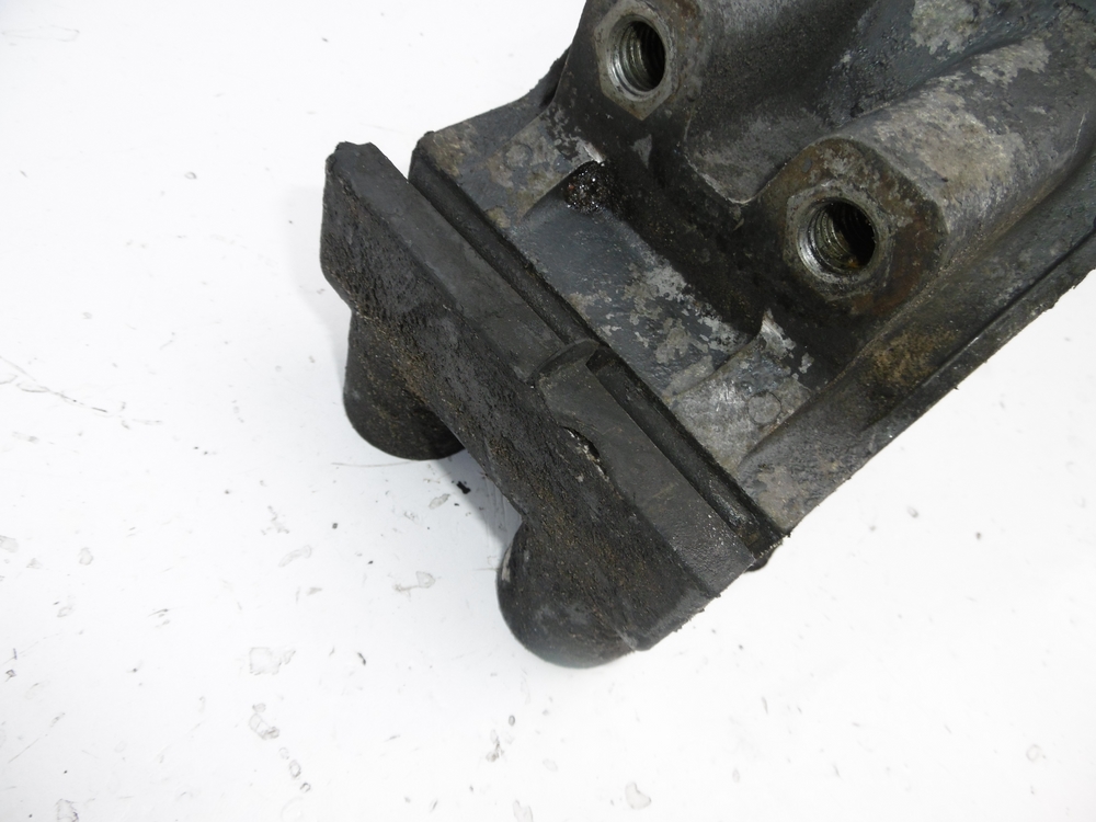 фото №2, Подушка кронштейн двигателя daf xf 95